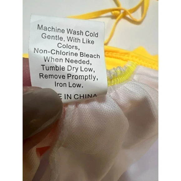 IFFEI Double Ruffled Halter Bikini Top Yellow NWT Size S - Picture 9 of 9